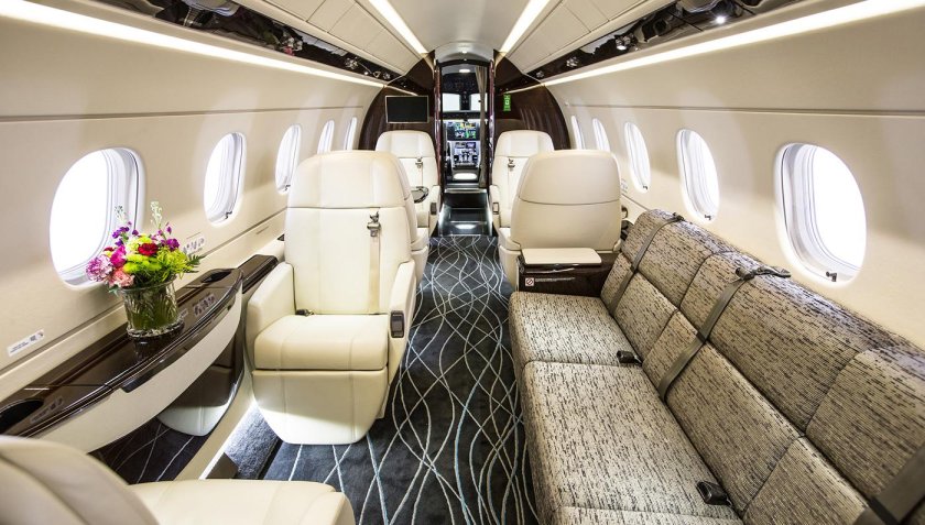 Embraer Legacy 500 салон