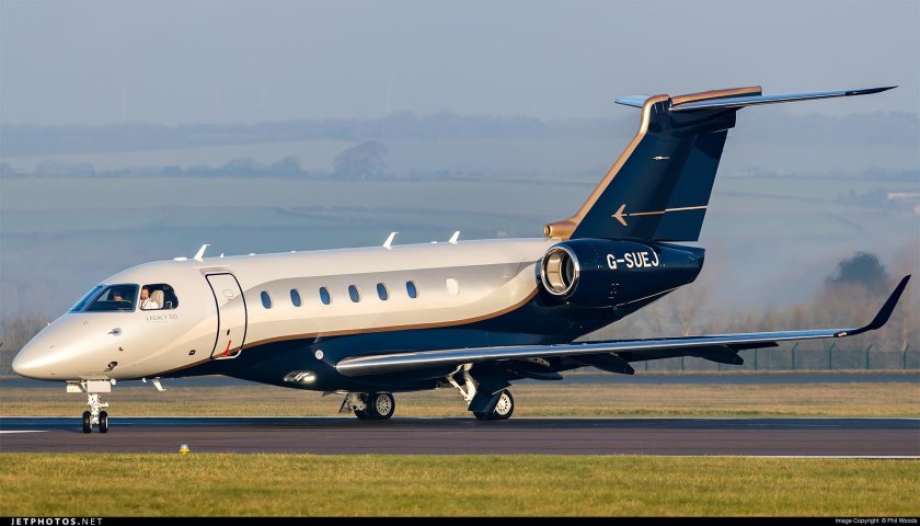 Embraer 550 Legacy