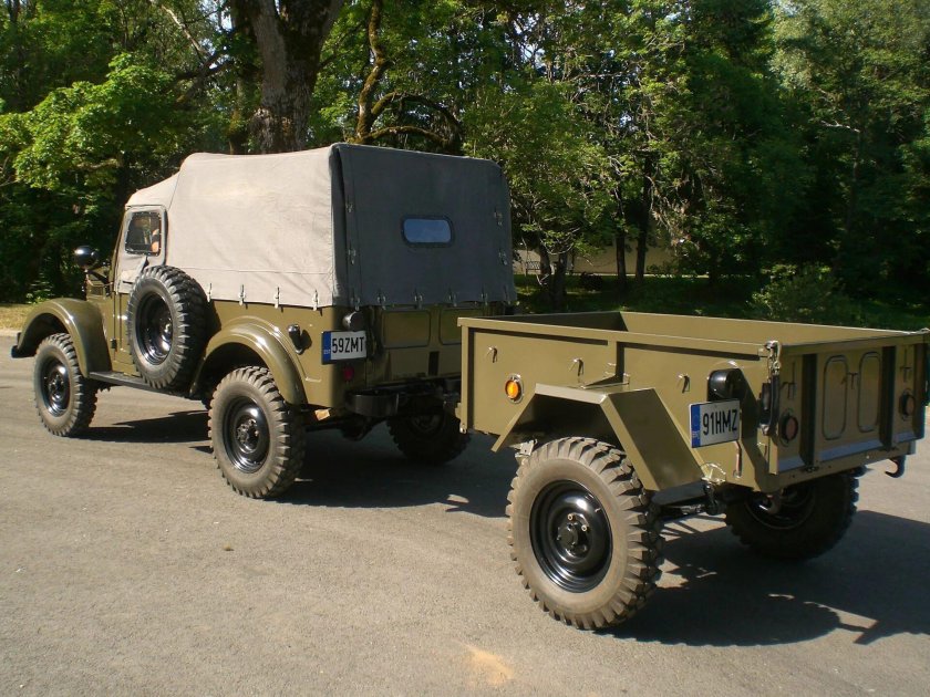 ГАЗ 69 С прицепом ГАЗ 704