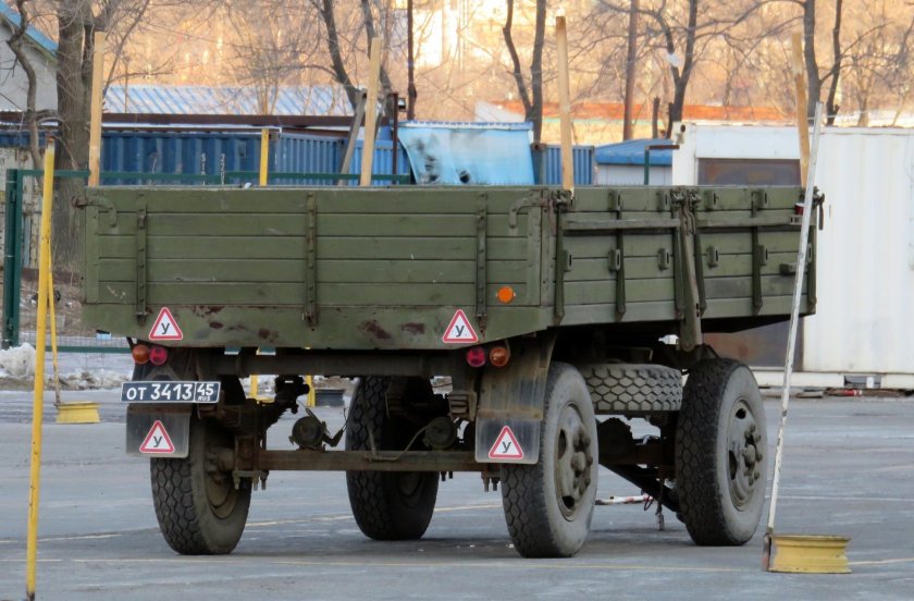 Прицеп ЗИЛ ГКБ 817