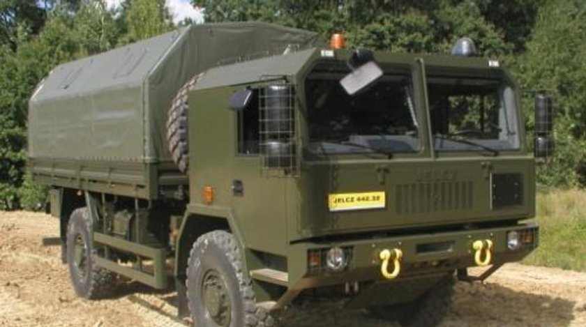 Военные Грузовики Ельч