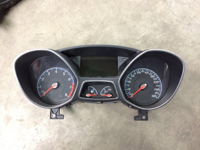 Панель приборов Форд фокус 3