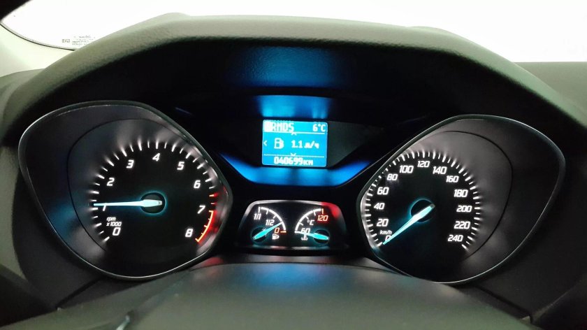 Ford Focus 3 приборная панель