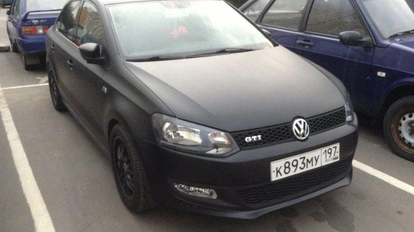 Volkswagen Polo sedan 1.6