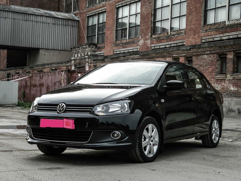 Volkswagen Polo sedan 2010 черный