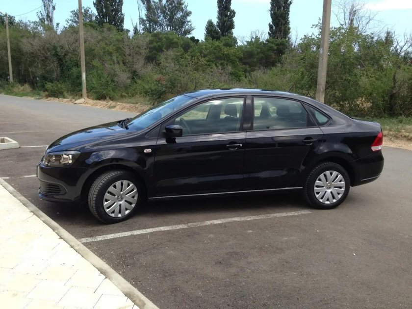 Фольксваген поло 2013 черный