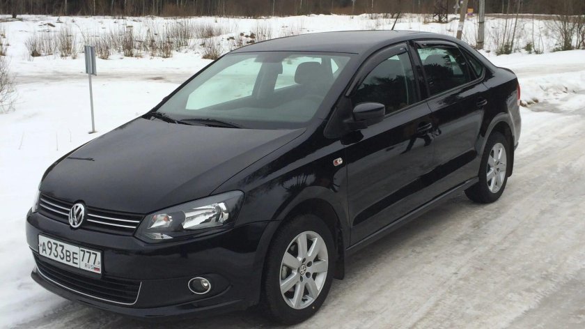 Volkswagen polo sedan 2013