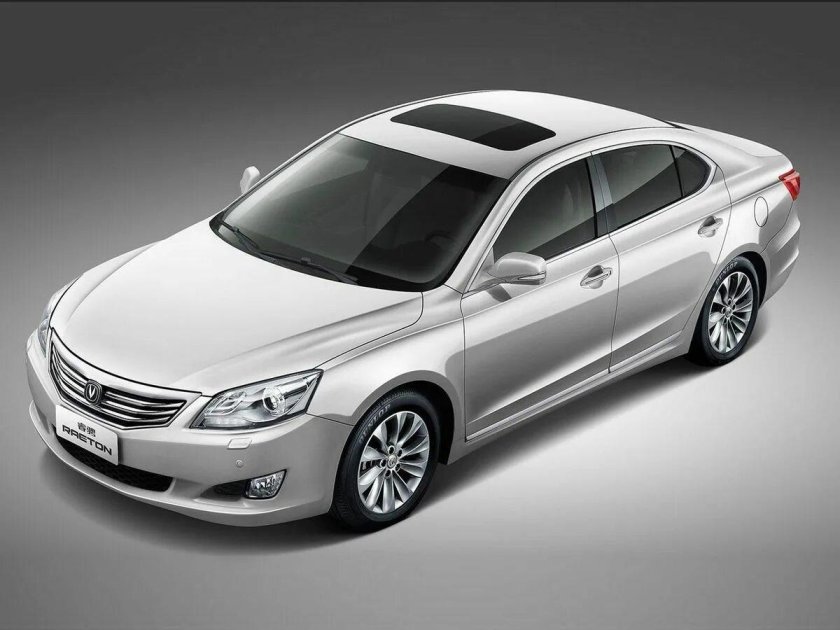 Changan седан Raeton