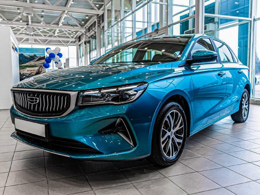 Новый Emgrand синий