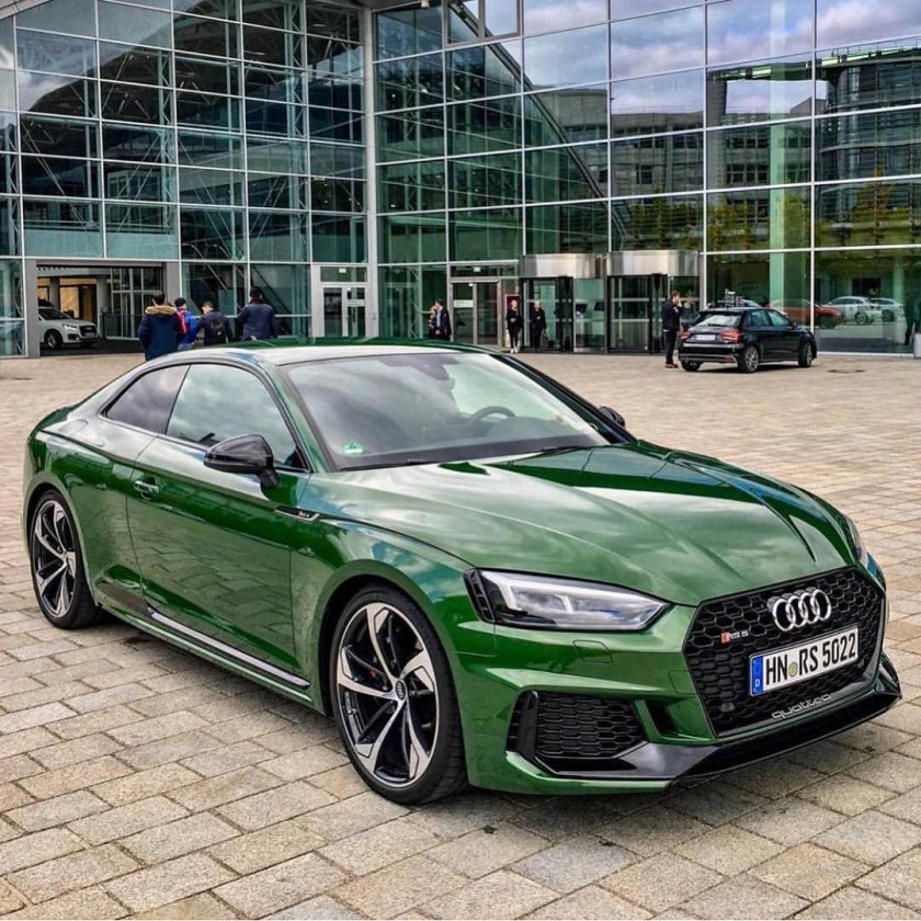 Ауди рс8 зеленая