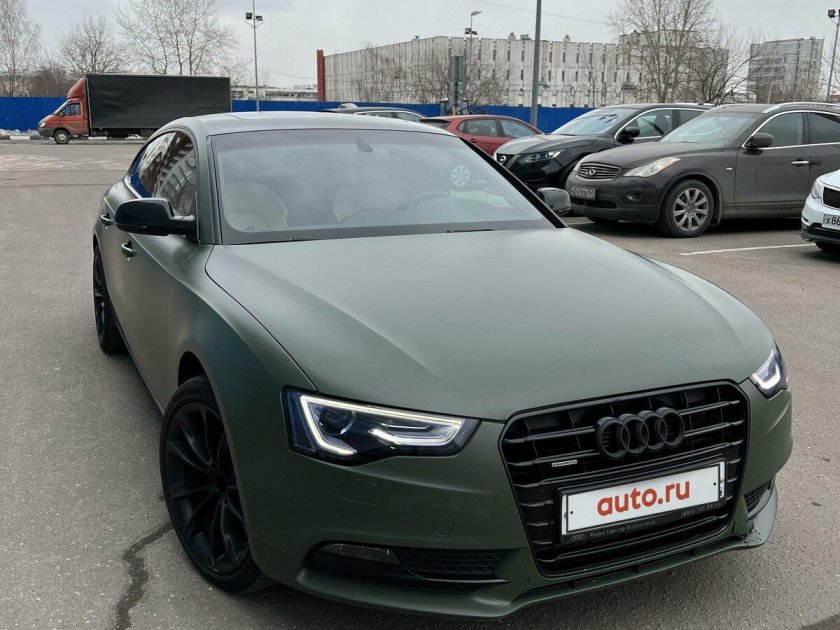 Ауди зеленая