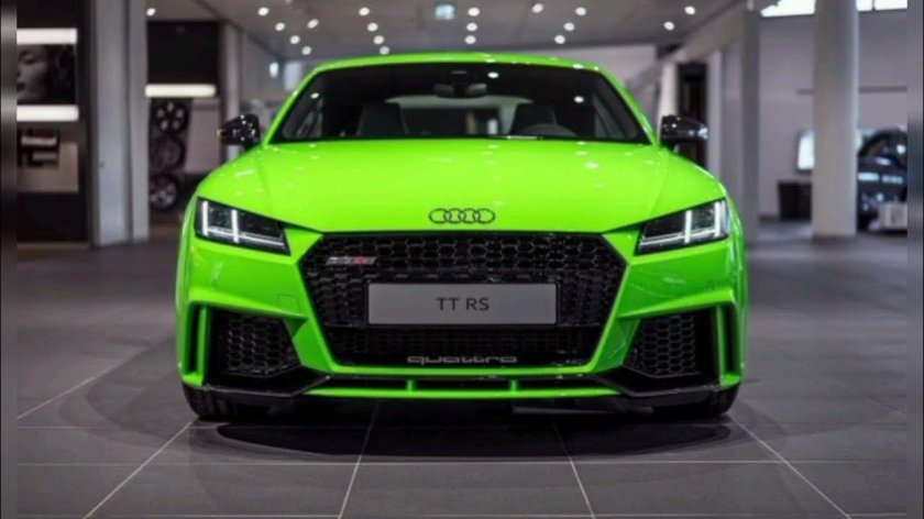 Audi TT RS зеленая