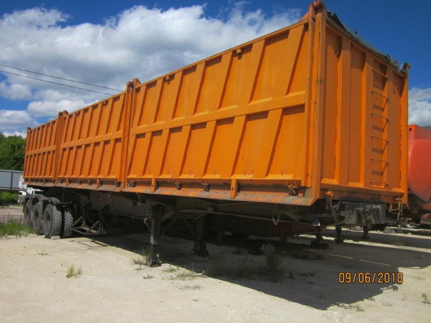 Самосвальный полуприцеп сат 119