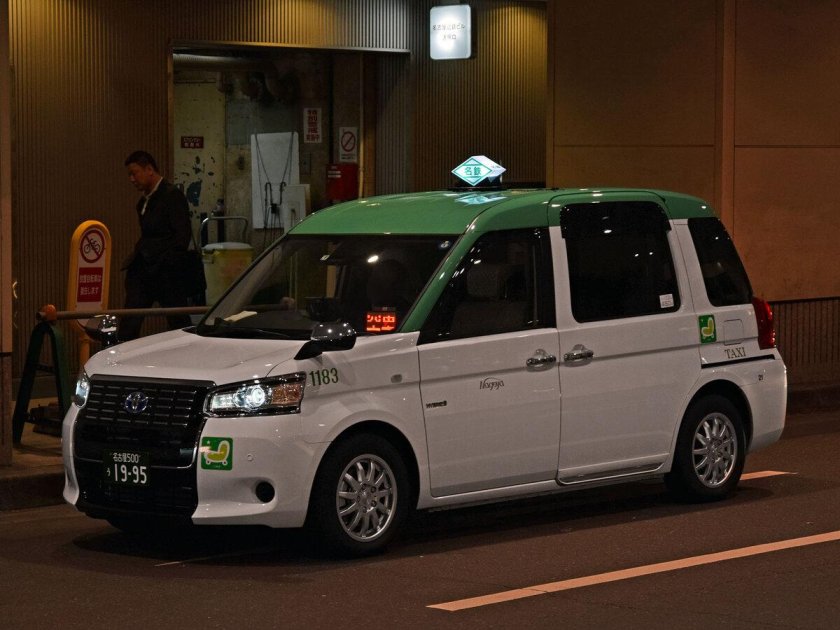 Тойота Japan Taxi