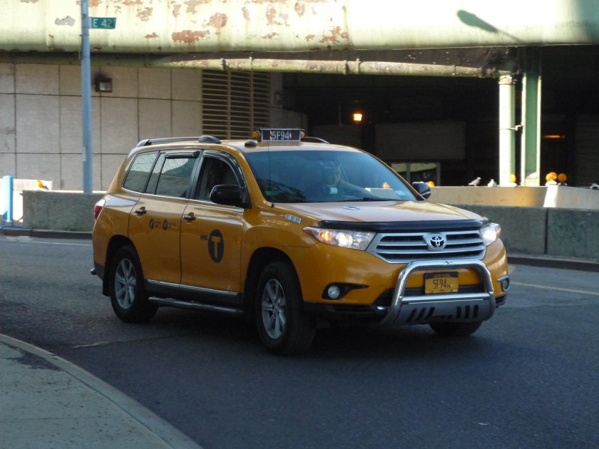 Тойота такси во Вьетнаме