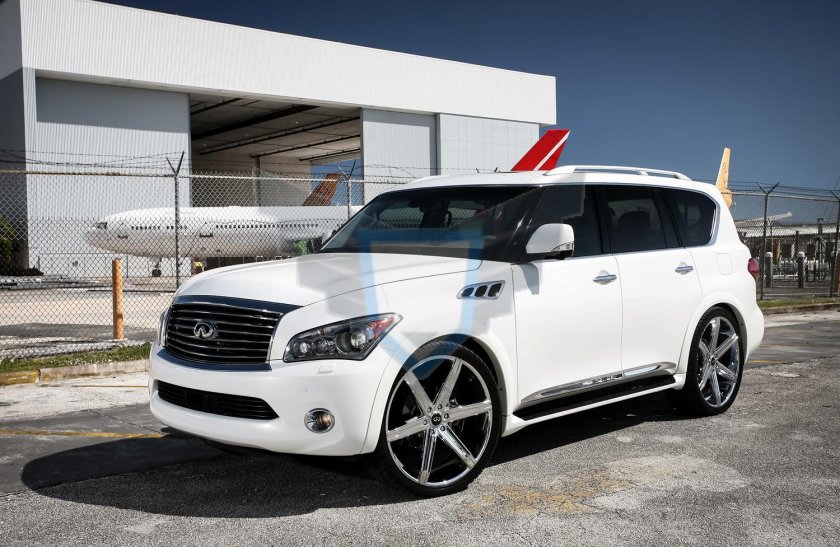Infiniti qx56