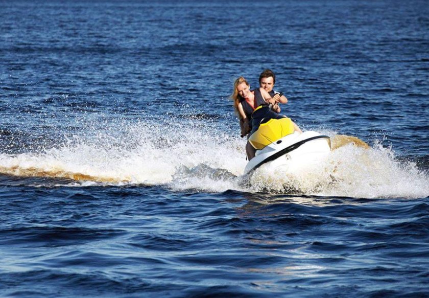 Катание на гидроцикле для двоих