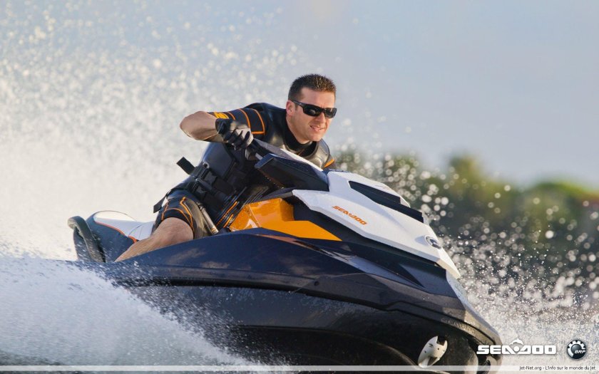 Гидроцикл GTR 215