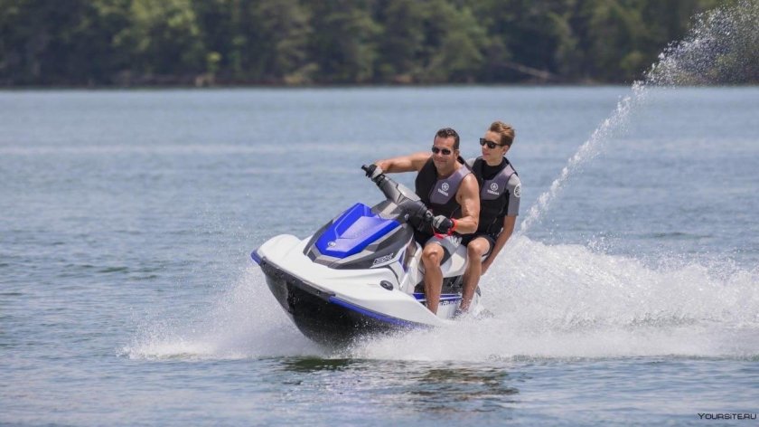 Водный скутер