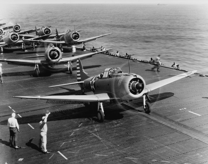 Донтлесс самолет