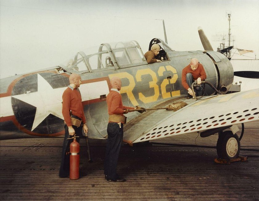 Douglas SBD-5 Dauntless