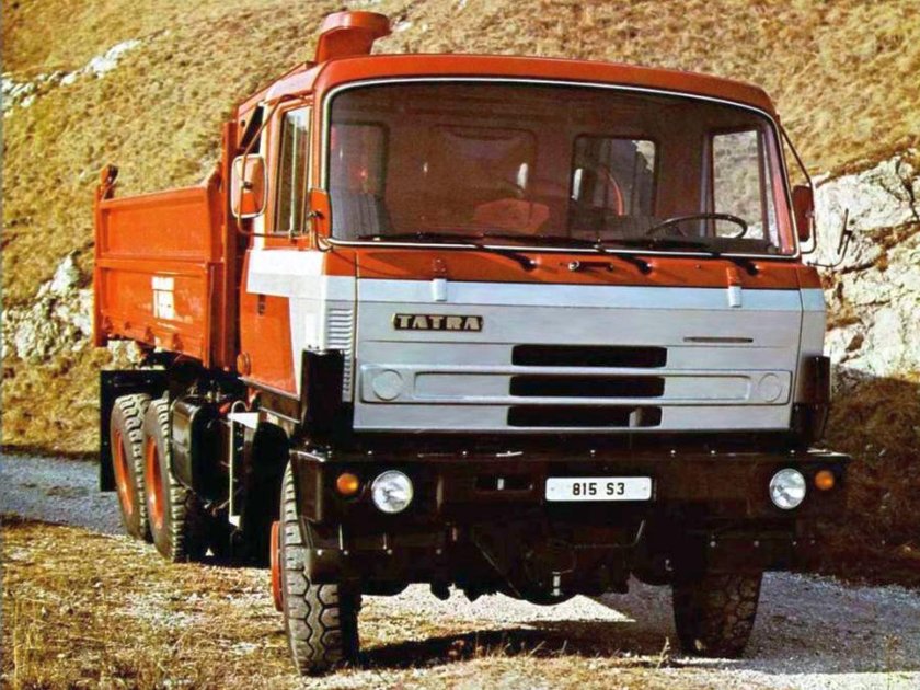 Татра t815