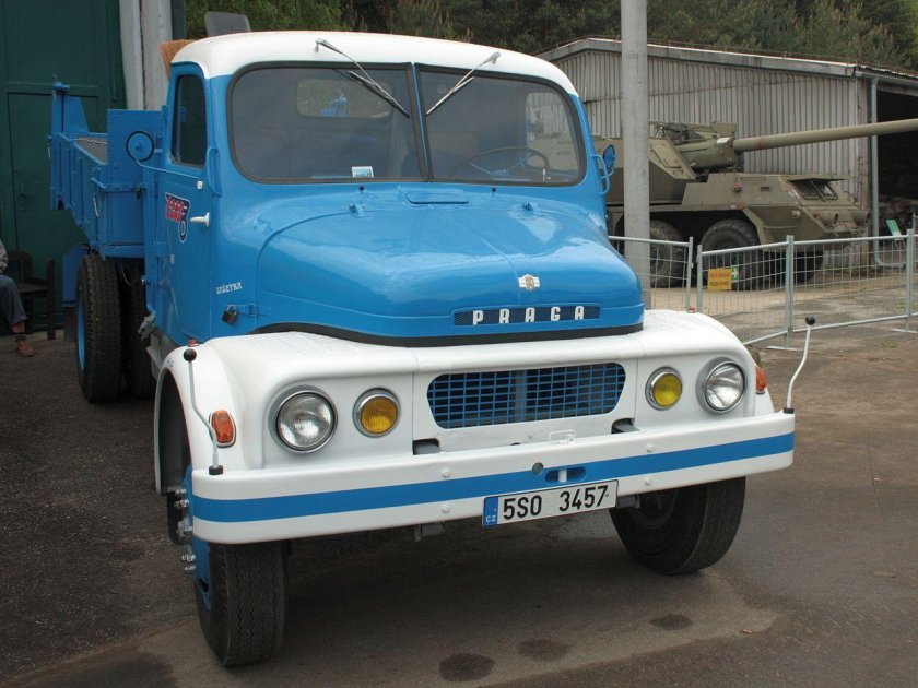 Грузовик прага