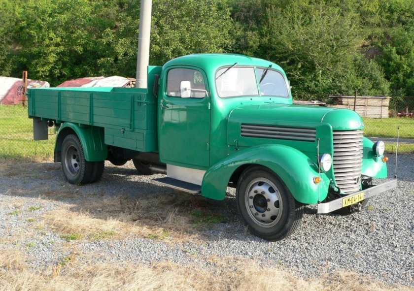 Грузовик Прага