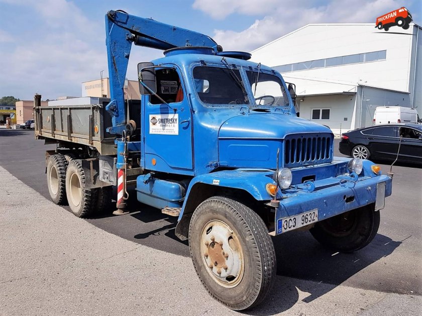 Грузовик Прага самосвал