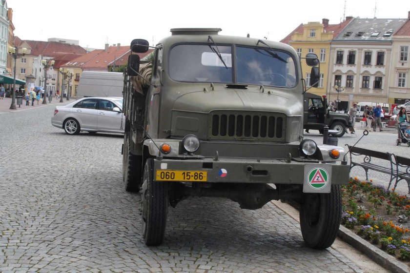 Praga v3s военный