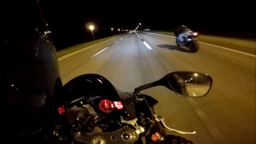 Yamaha r6 Night onboard
