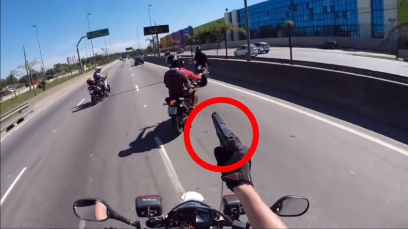 Мотоцикл от первого лица