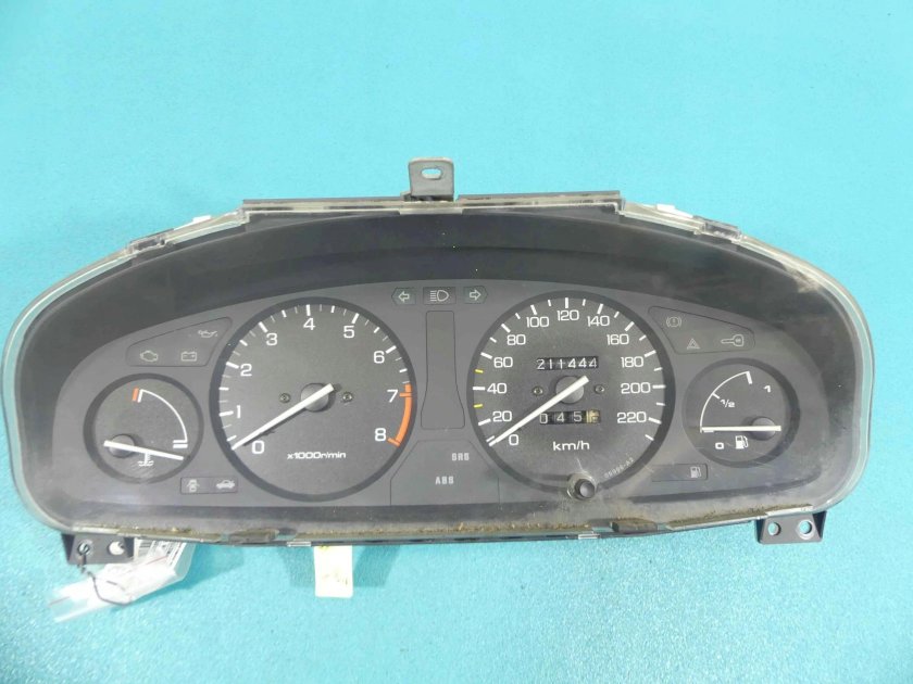 Приборная панель Honda Civic 6