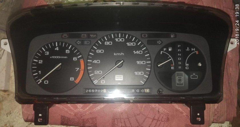 Honda Prelude 3 приборная панель