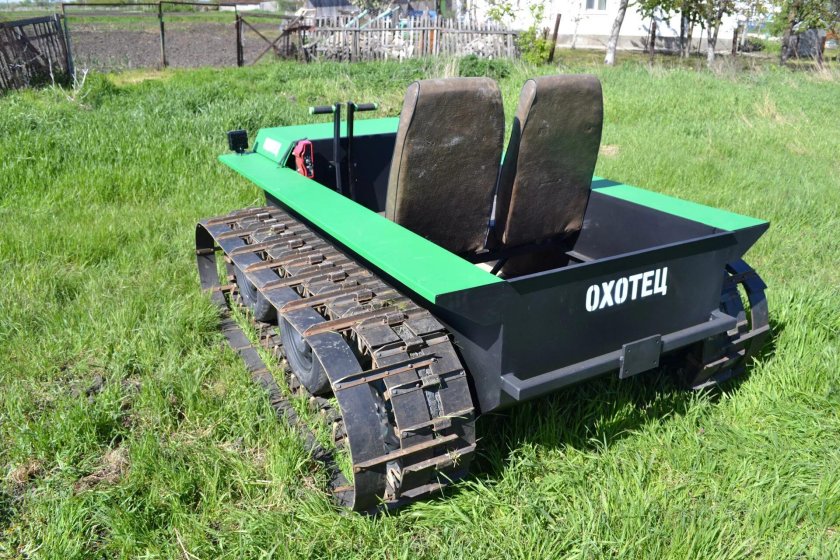 Вездеход Охотец на гусеницах