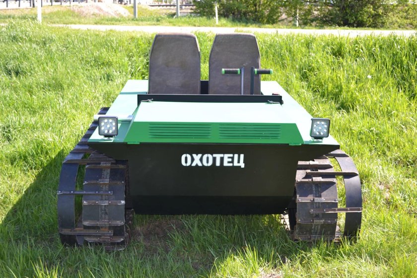 Вездеход Охотец на гусеницах