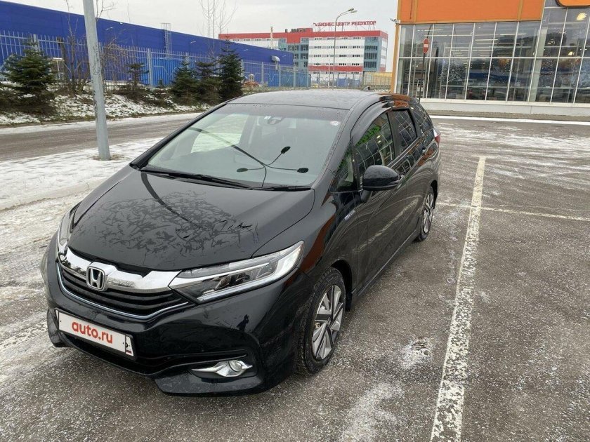 Хонда шаттл черный