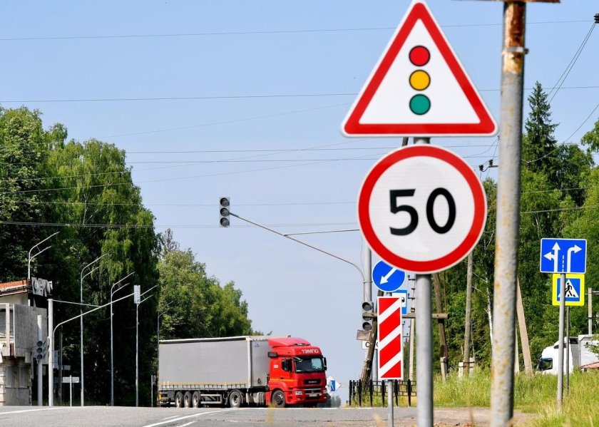 Ижевск светофор на дороге