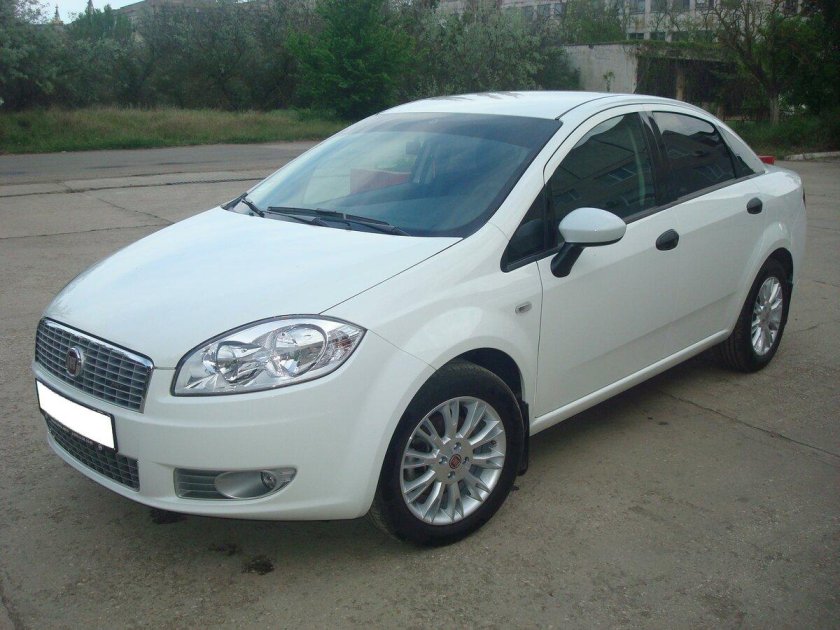 Фиат Линеа 2012