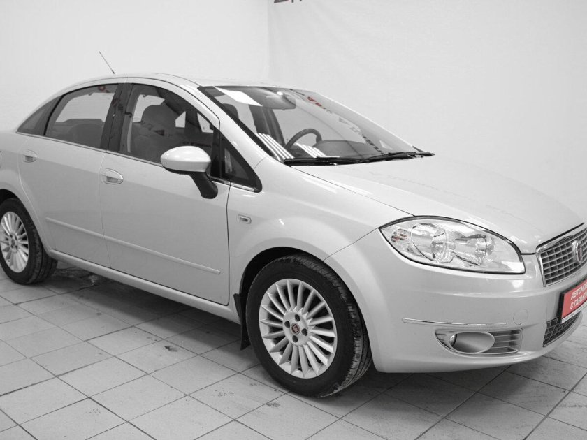 Фиат Линеа 2011