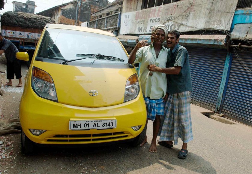 Tata автомобиль