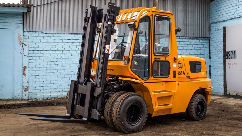 Вилочный погрузчик Амкодор 451а
