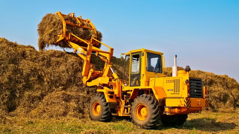 Амкодор фронтальный погрузчик 371