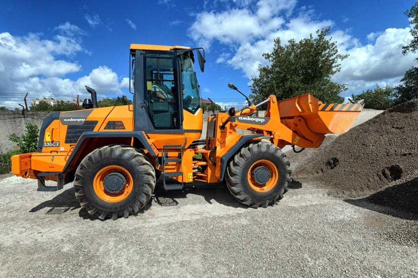 Погрузчик Амкодор w300c