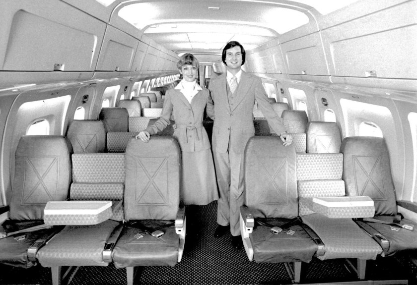 Самолет Дуглас ДС-8