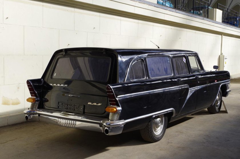 ГАЗ-13 «Чайка»