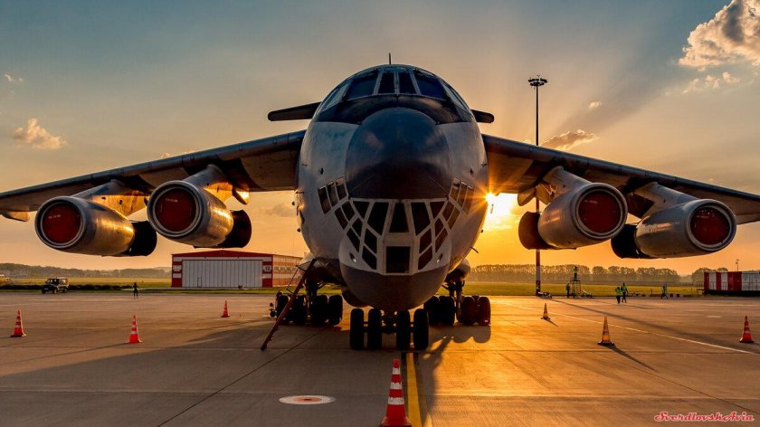 Самолет ил 76