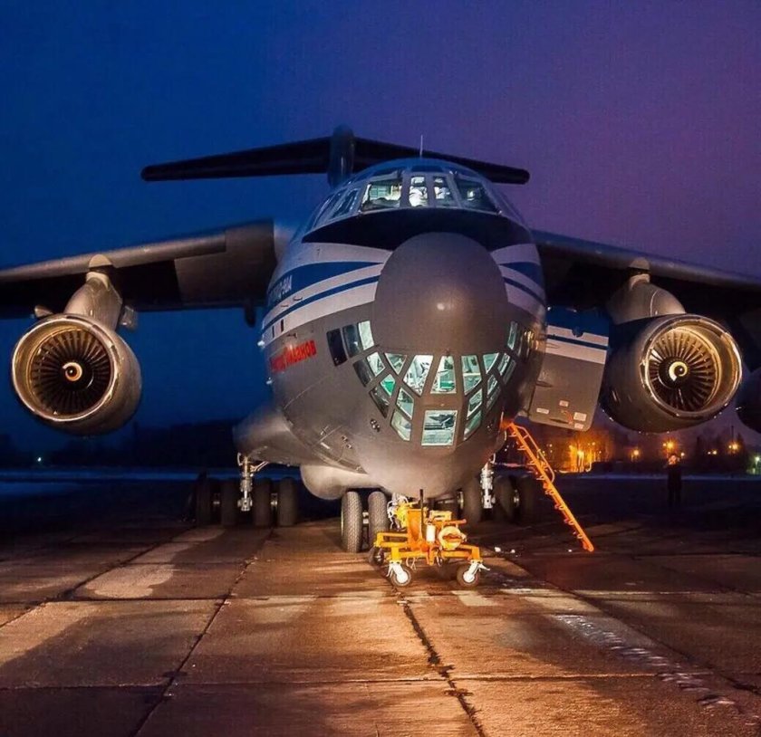 Самолет ил 76