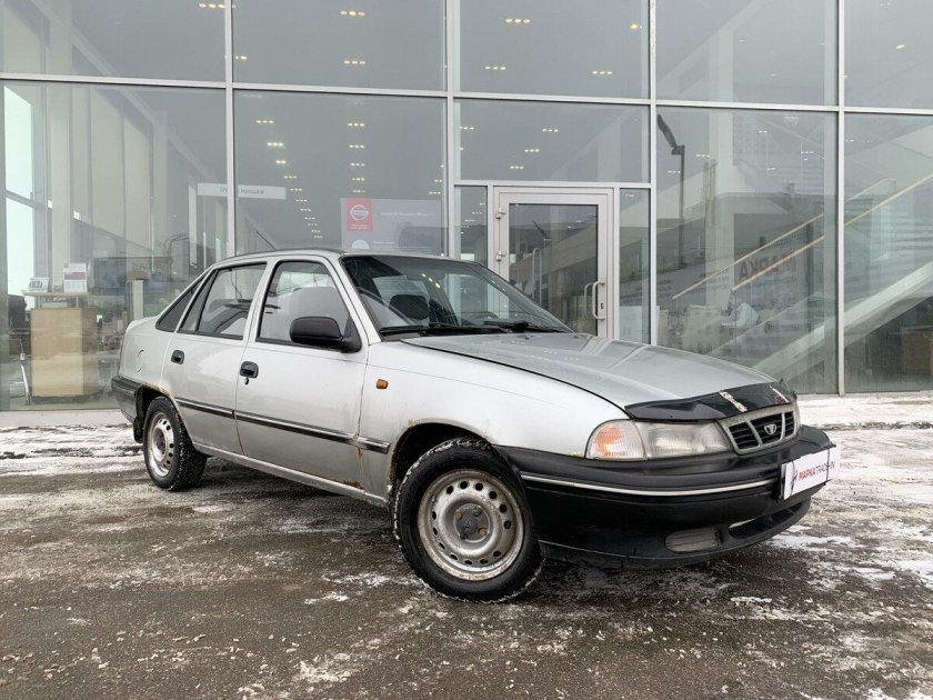 Daewoo nexia 2002 года