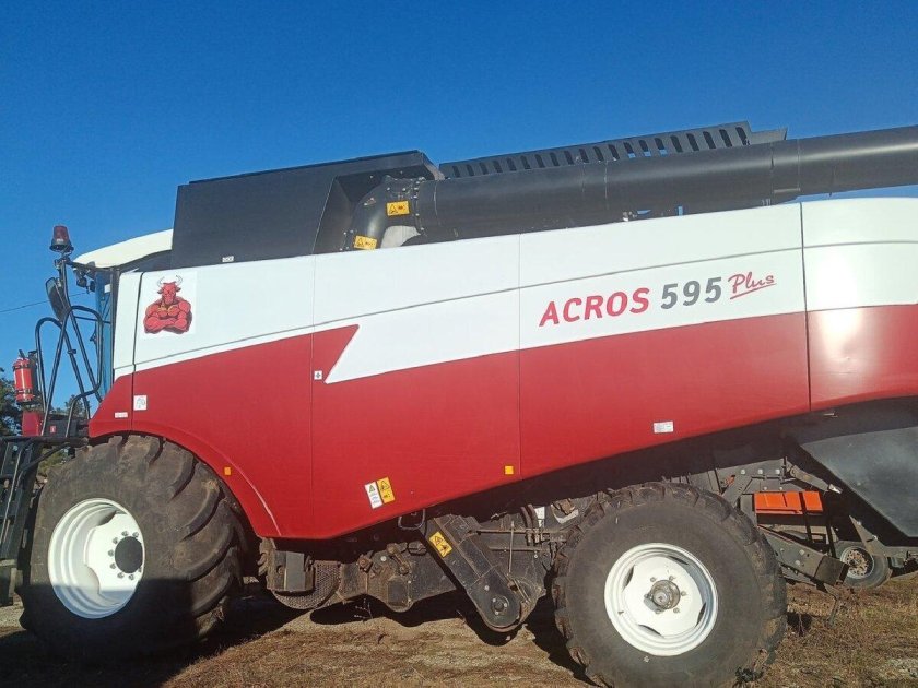 Новый комбайн акрос 595